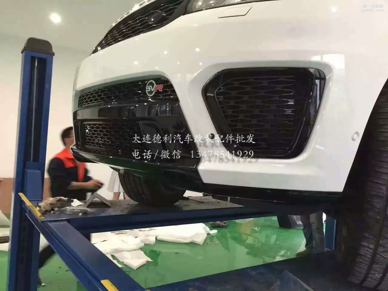 國內(nèi)SVR工廠代理批發(fā)路虎運(yùn)動攬勝改裝原廠SVR包圍后杠排氣尾嘴