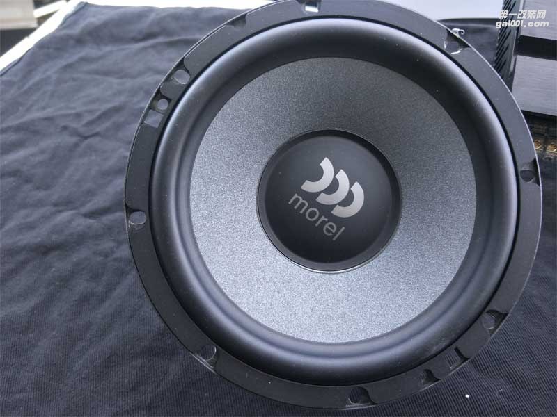 西寧汽車音響改裝觀致三改以色列摩雷汽車音響