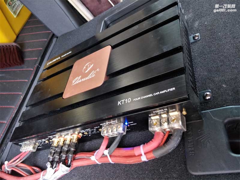 西寧汽車音響改裝觀致三改以色列摩雷汽車音響