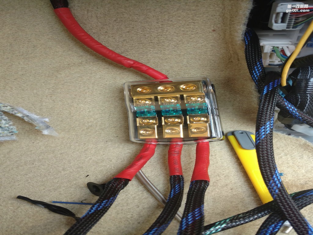 好車好音樂好品味/豐田普拉多音響改裝—音響玩家全國連鎖昆明樂升店