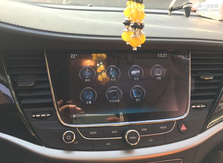 別克威朗原車屏加裝導航倒車影像軌跡青島膠州膠南平度萊西開發(fā)區(qū)