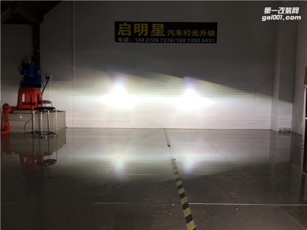 Q5雙光透鏡+奧茲姆安定器+漢雷氙氣燈泡