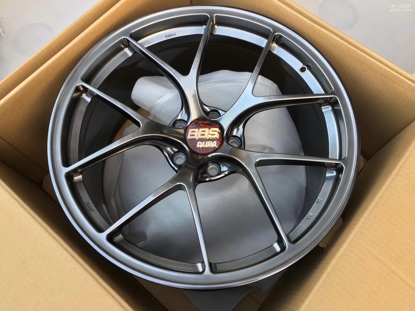 寶馬 M4 換 全新 BBS RID 20寸 ，完工！