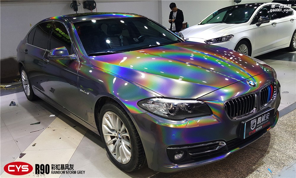 鄭州汽車改色寶馬彩虹暴風(fēng)灰貼膜效果圖-凱誠(chéng)安