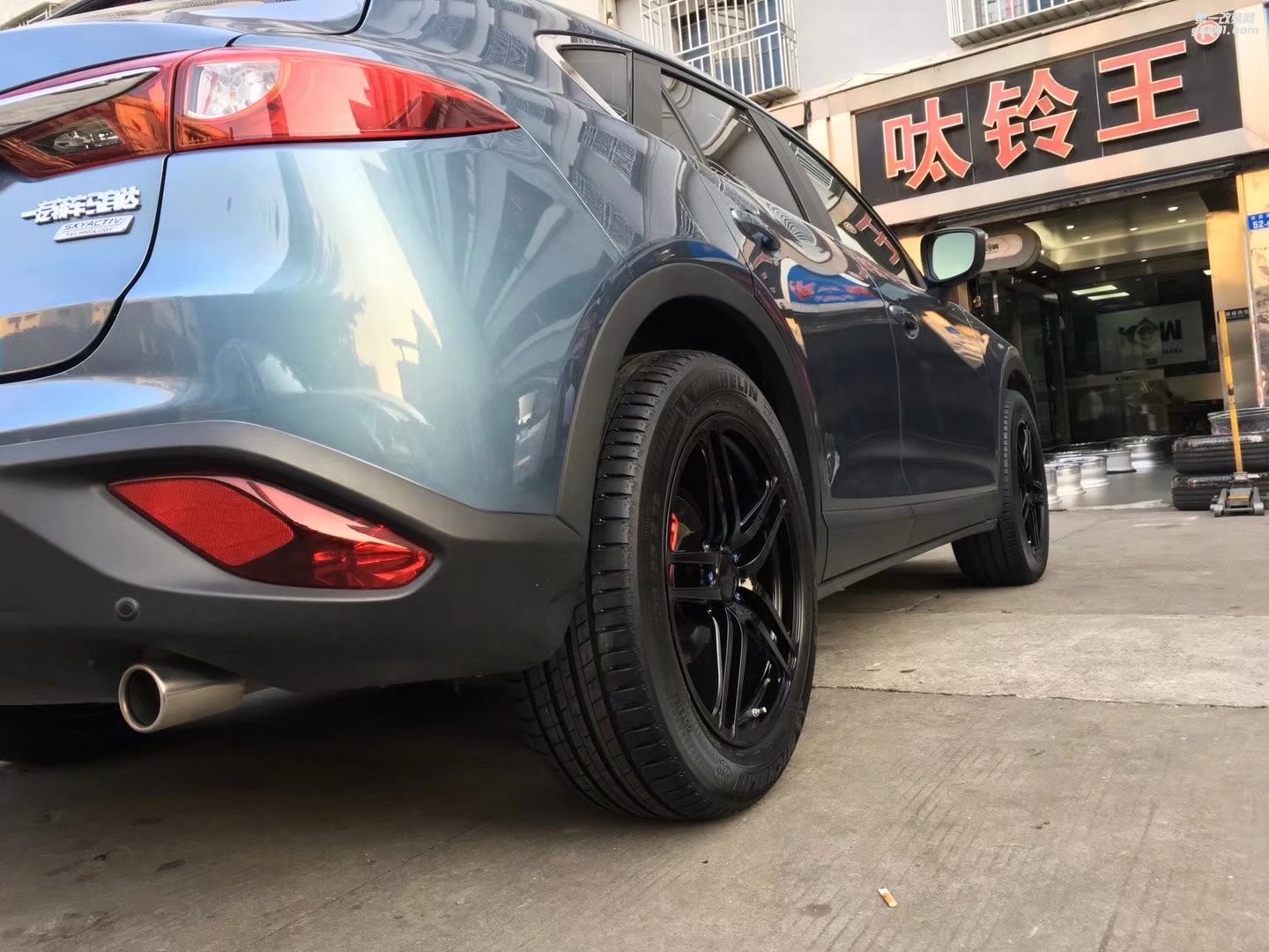 馬自達(dá)，換 prodrive  19寸 完工！