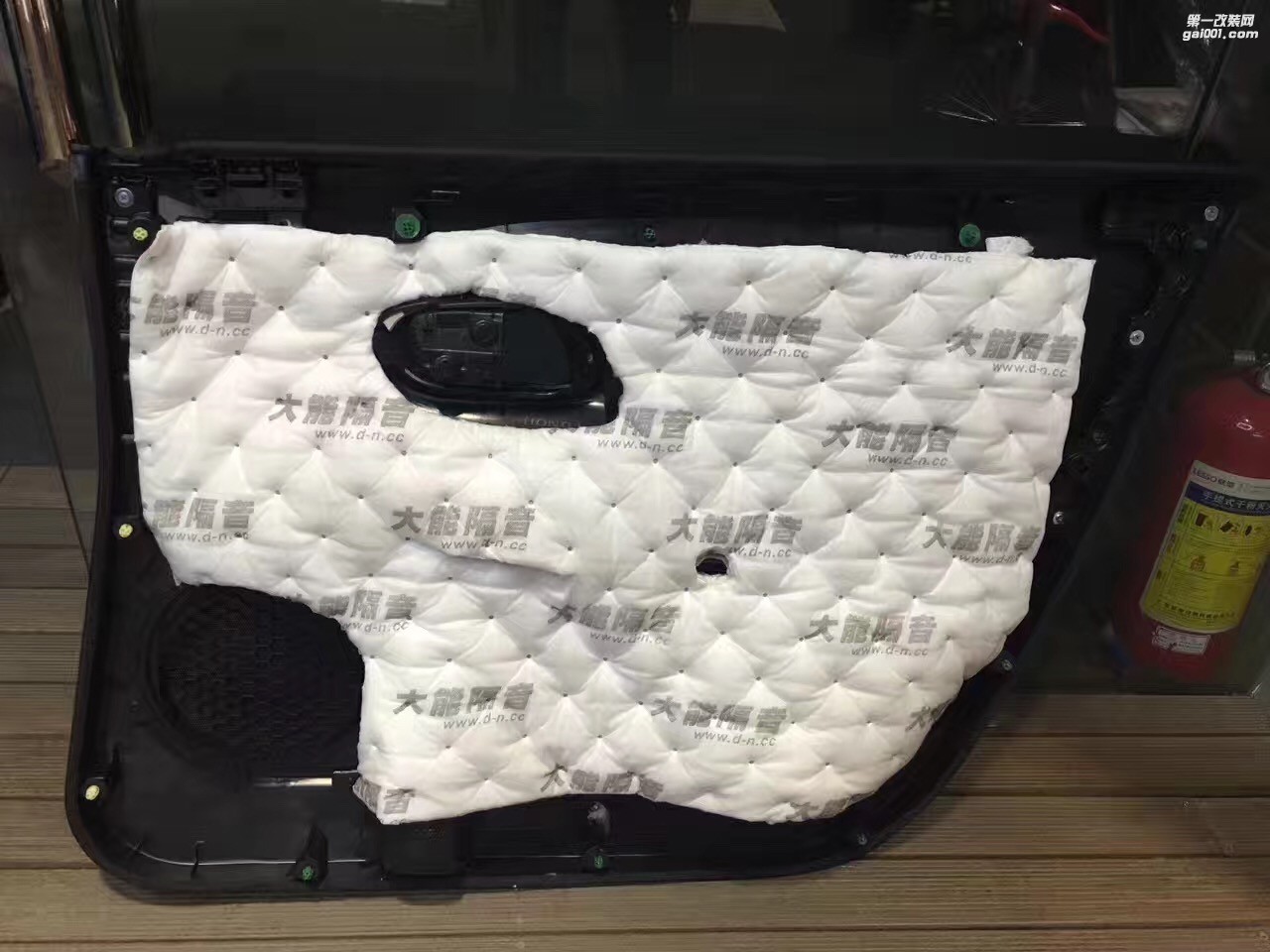 本田XRV音樂向往改裝意大利赫茲燕飛利仕美國CDT功放備胎低音炮汕頭市星悅汽車音響