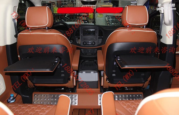 奔馳V260內(nèi)飾豪華改裝