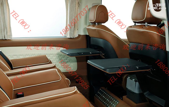 奔馳V260內(nèi)飾豪華改裝