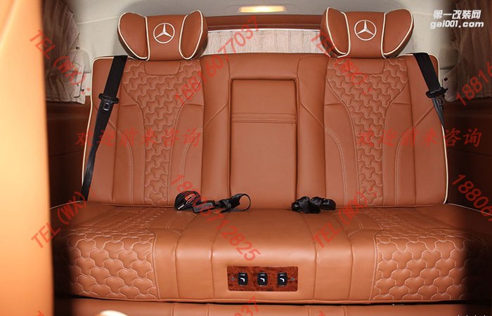 奔馳V260內(nèi)飾豪華改裝