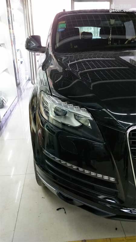 西寧哪里有專業(yè)改汽車大燈透鏡的 奧迪Q7來【西寧精藝精】改雙光透鏡