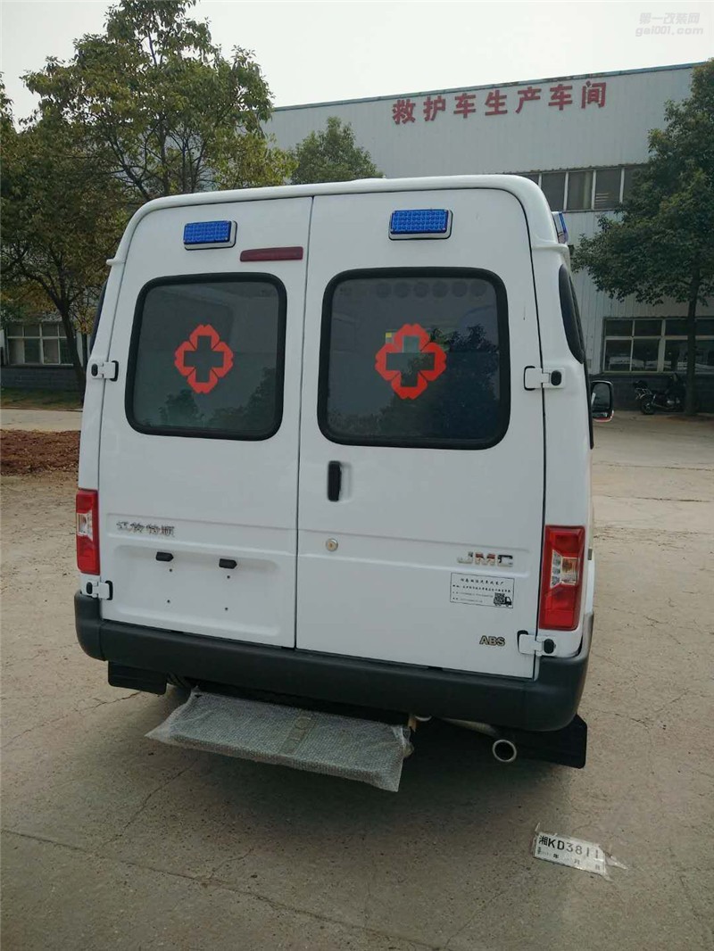 特種車(chē)改裝--標(biāo)救護(hù)車(chē)改裝