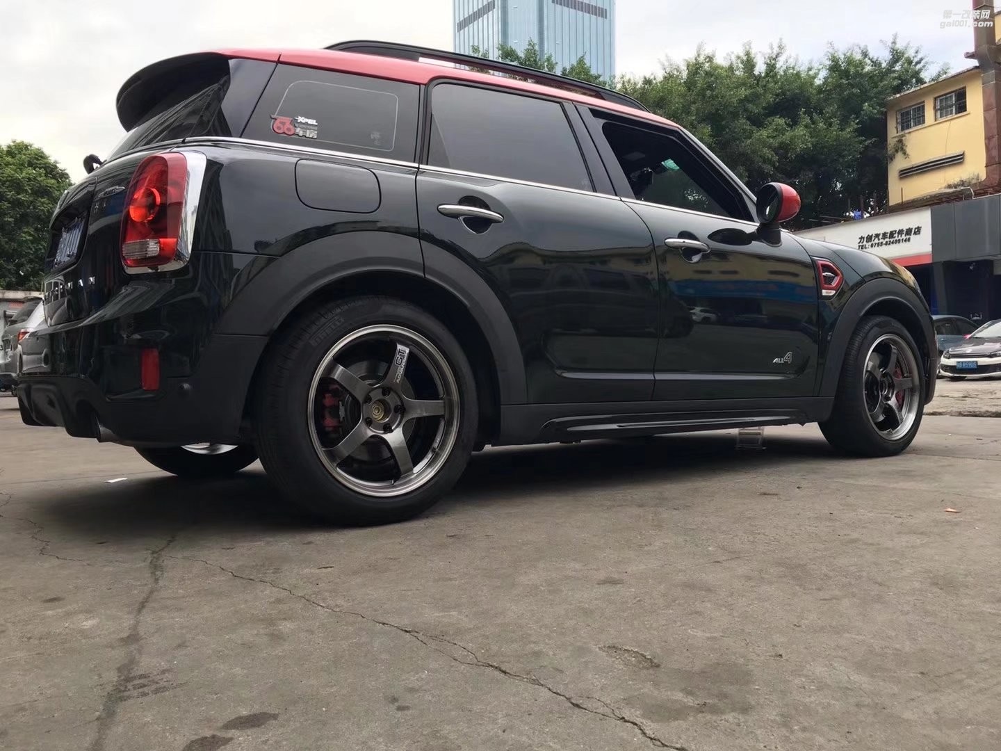 MINI ， 換 橫濱 GT 18寸 完工！