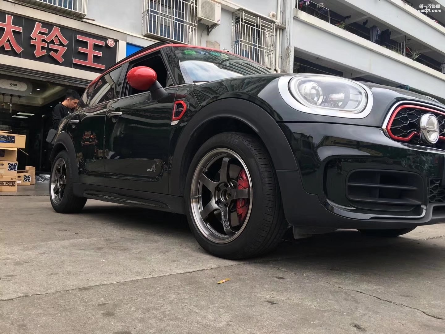 MINI ， 換 橫濱 GT 18寸 完工！