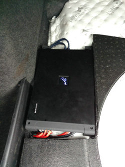 帕薩特汽車(chē)音響改裝升級(jí)-音響玩家全國(guó)連鎖昆明樂(lè)升店