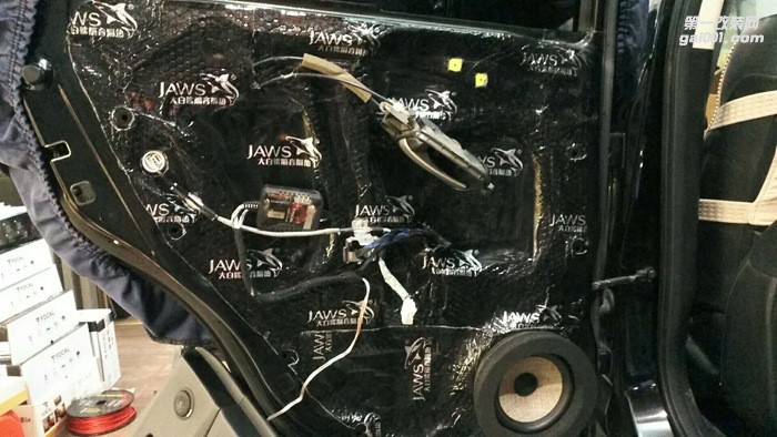 敢問全世界平均每天有多少臺車在做音響隔音改裝？先感受汕頭車韻本田CRV音響高品味制作程序