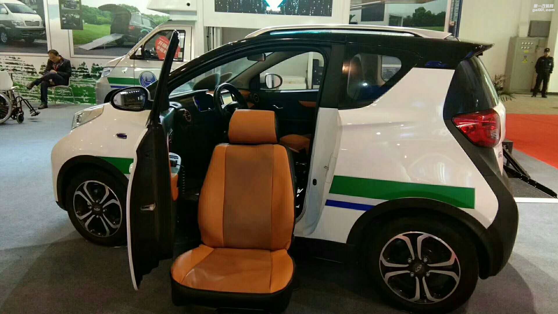 殘疾人座椅（別克GL8）西安漢楓房車