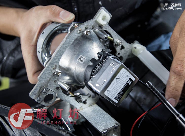 北京改燈店【解燈坊】車燈改裝升級