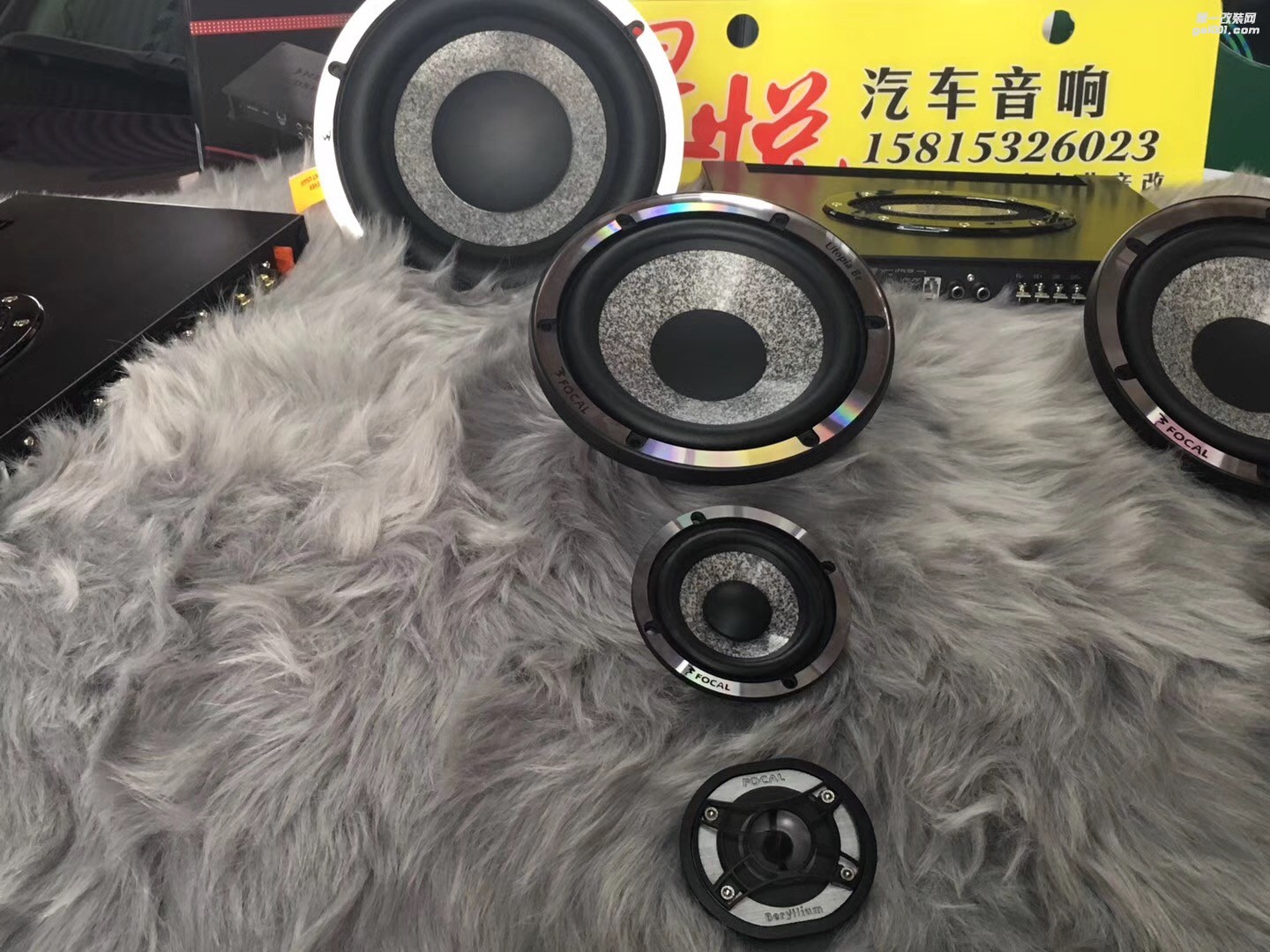 汕頭市星悅汽車音響讓發(fā)燒變得唾手可及吉普自由光改裝法國(guó)勁浪烏托邦NO7三分頻英國(guó)創(chuàng)世紀(jì)功放全新音享世界