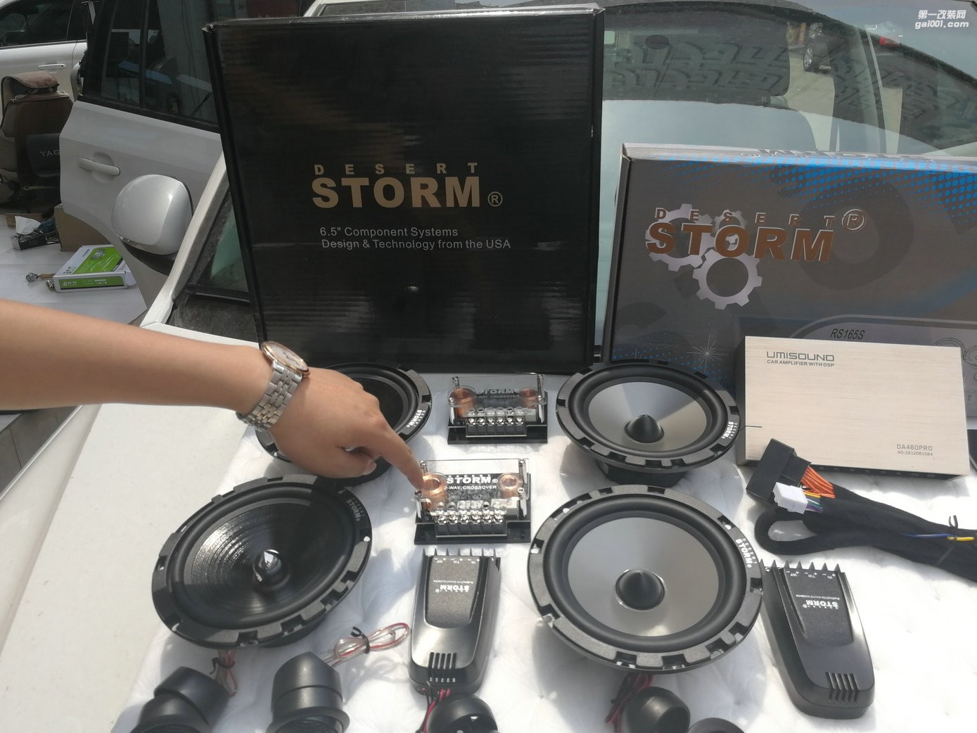 大眾途觀音響改裝升級美國斯道姆-音響玩家全國連鎖昆明樂升店