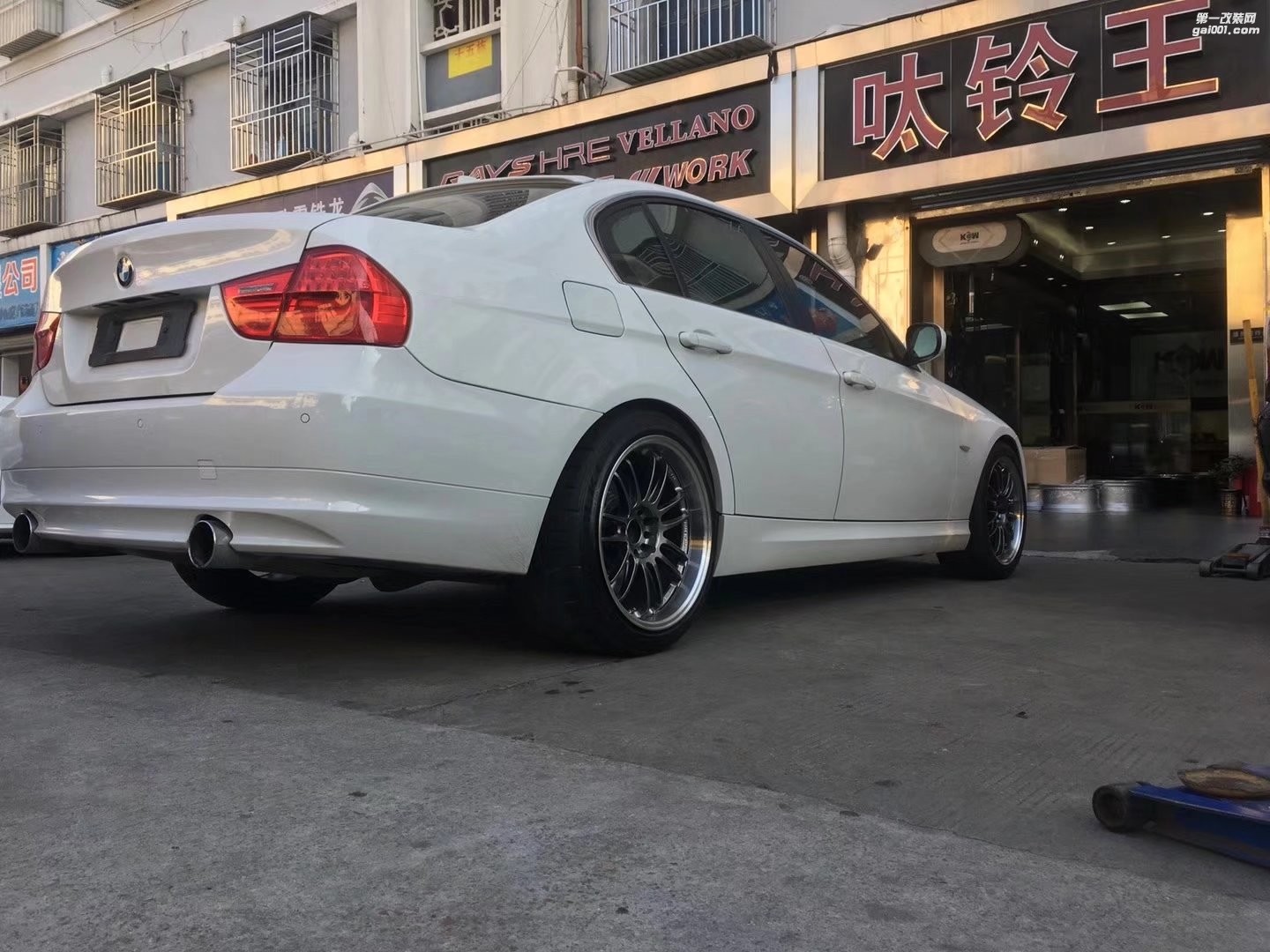 寶馬，換 RAYS  RE30 18寸 完工！