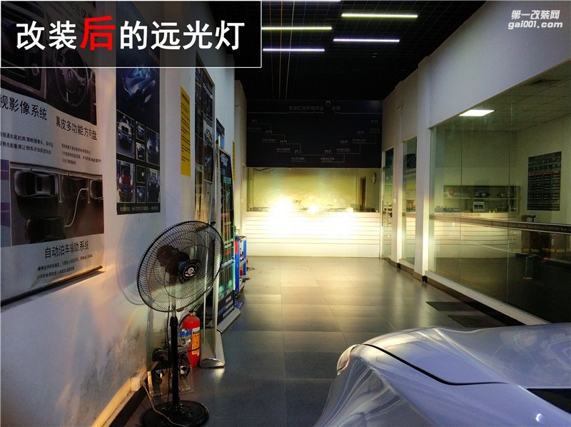 豐田榮放改燈 RAV4升級(jí)海拉五雙光透鏡氙氣燈套裝 讓夜晚亮如白晝！——中山清風(fēng)車影燈改