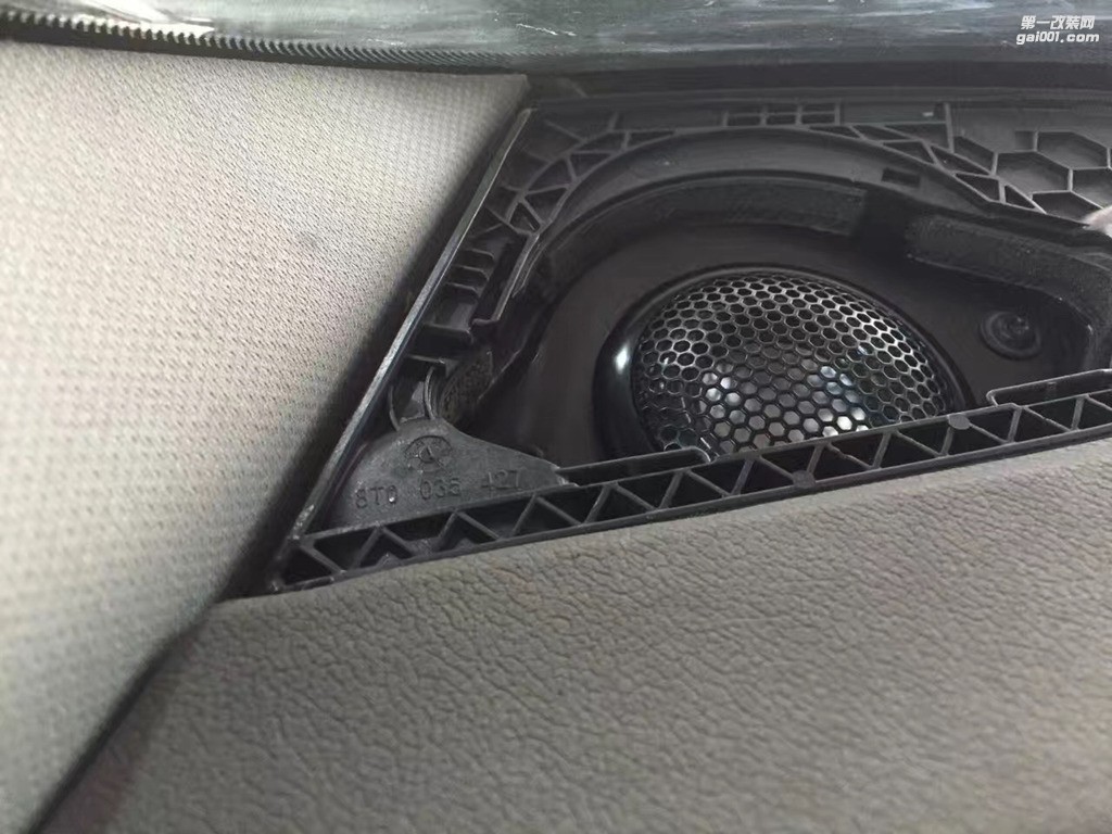 奧迪A4改意大利ATI精巧三分頻套裝南通市啟東市專業(yè)汽車音響改裝