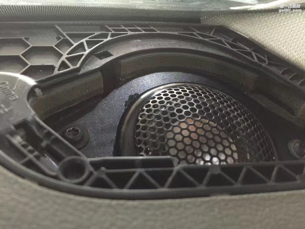 奧迪A4改意大利ATI精巧三分頻套裝南通市啟東市專業(yè)汽車音響改裝