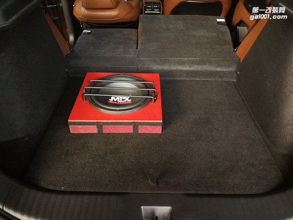 謳歌汽車音響改裝 尊享美妙音質(zhì) 駕駛移動音樂坊