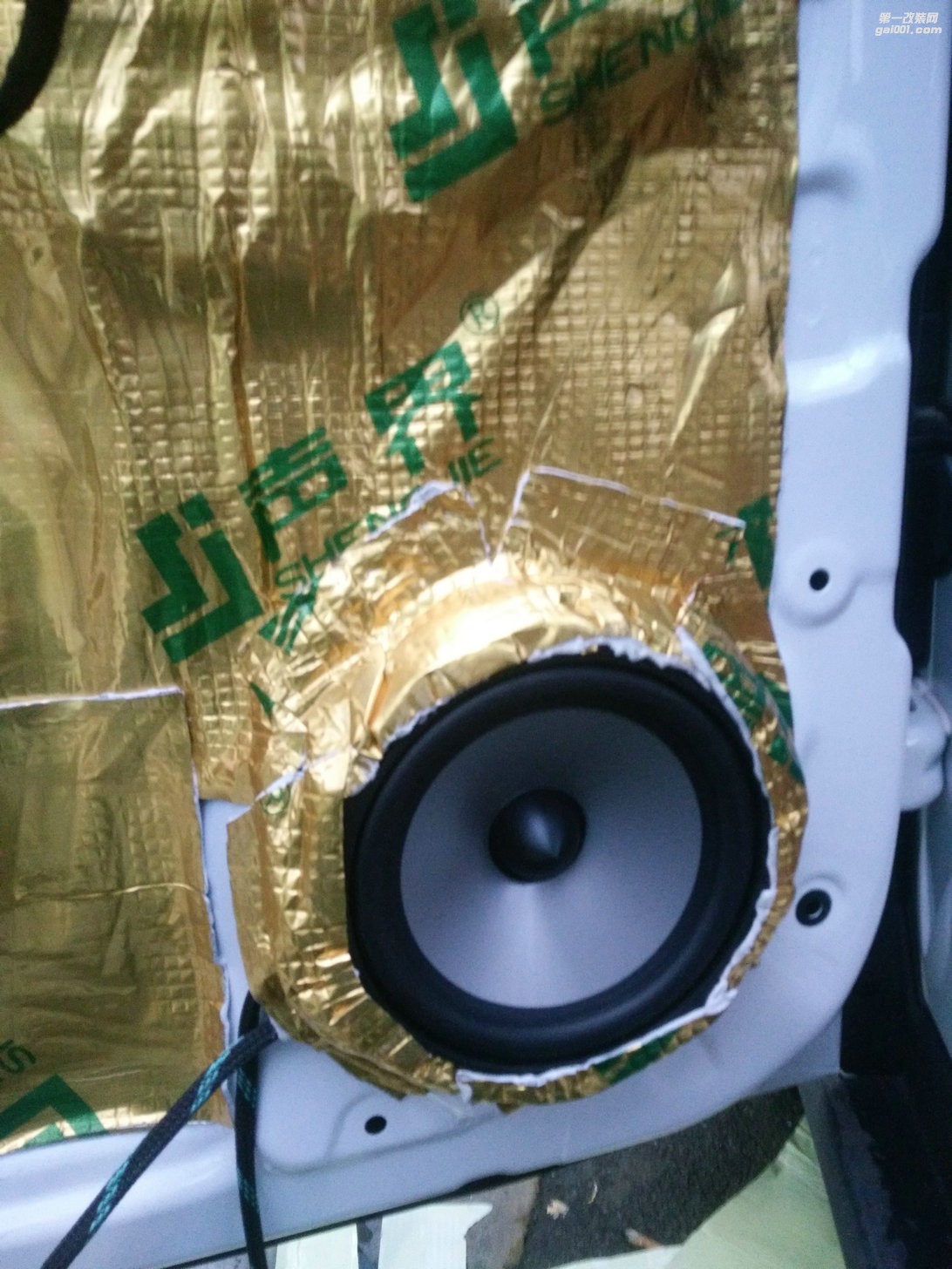 長安歐尚音響改裝升級(jí)美國斯道姆-音響玩家全國連鎖昆明樂升店