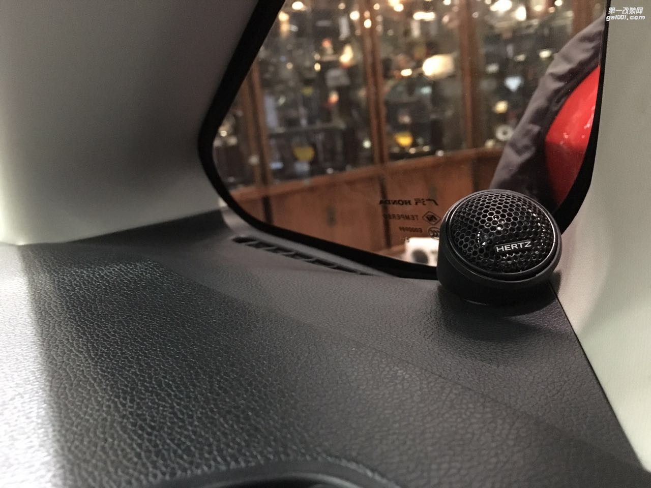 不一樣的追求本田飛度改裝意大利赫茲喇叭美國(guó)CDT備胎伊蔓PP42DSP汕頭市星悅汽車音響