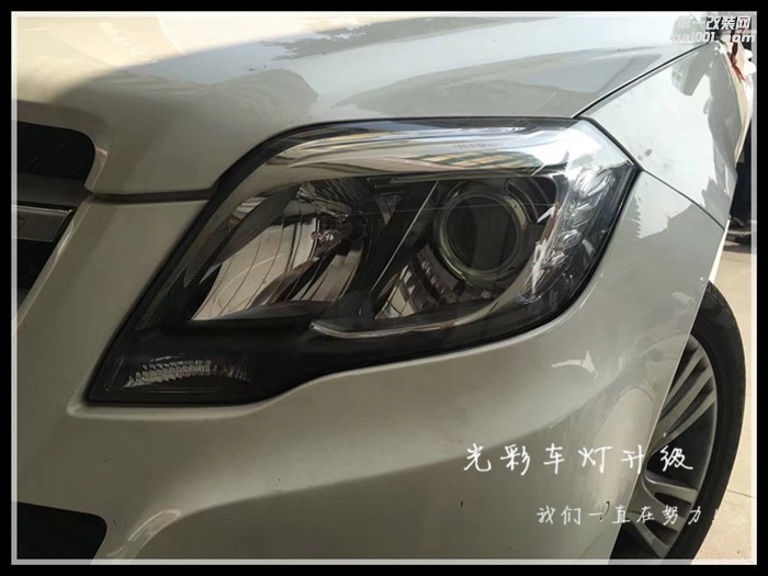 奔馳GLK260改裝德國原裝進(jìn)口海拉五雙光透鏡LED大燈成都光彩車燈