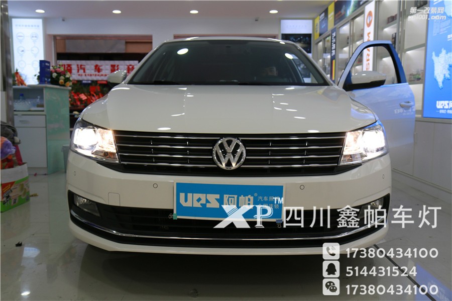 四川17大眾朗逸成都鑫帕車燈實(shí)體店改裝單U型日間行車燈 LED車燈 海拉5雙透鏡飛利浦D1S 35W安定器 歐司朗CBI氙氣燈四川升級(jí)大燈總成。