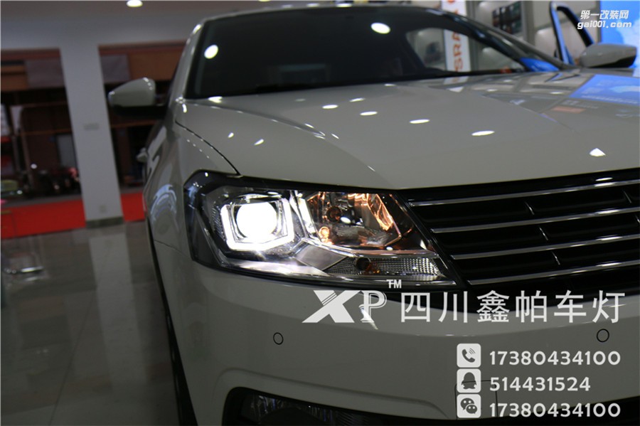 四川17大眾朗逸成都鑫帕車燈實(shí)體店改裝單U型日間行車燈 LED車燈 海拉5雙透鏡飛利浦D1S 35W安定器 歐司朗CBI氙氣燈四川升級(jí)大燈總成。