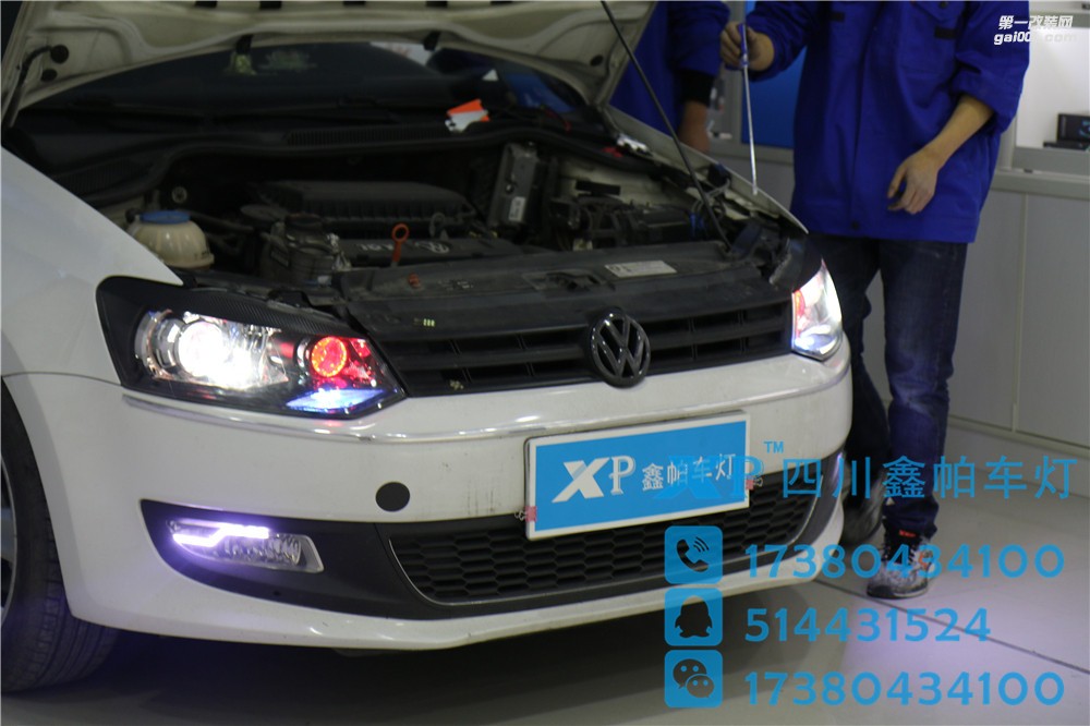 大眾POLO四川成都改裝車燈鑫帕車燈安裝大燈總成 紅色惡魔眼 海拉Q5透鏡 LED車燈 氙氣燈 進口安定器 日間行車燈
