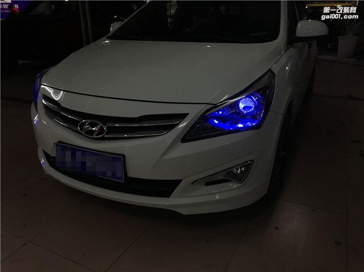 貴陽(yáng)專(zhuān)業(yè)改裝現(xiàn)代汽車(chē)改裝大燈改裝透鏡氙氣燈藍(lán)色惡魔眼