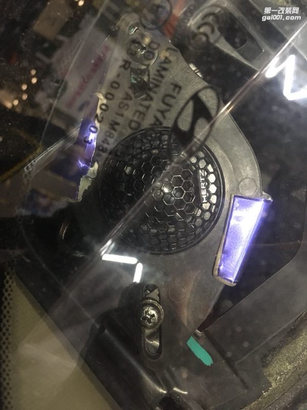 汕頭市星悅汽車音響現(xiàn)代索納塔八升級星悅4門隔音改裝意大利赫茲ESKF165喇叭德國伊蔓PP42DSP唱響音樂之旅