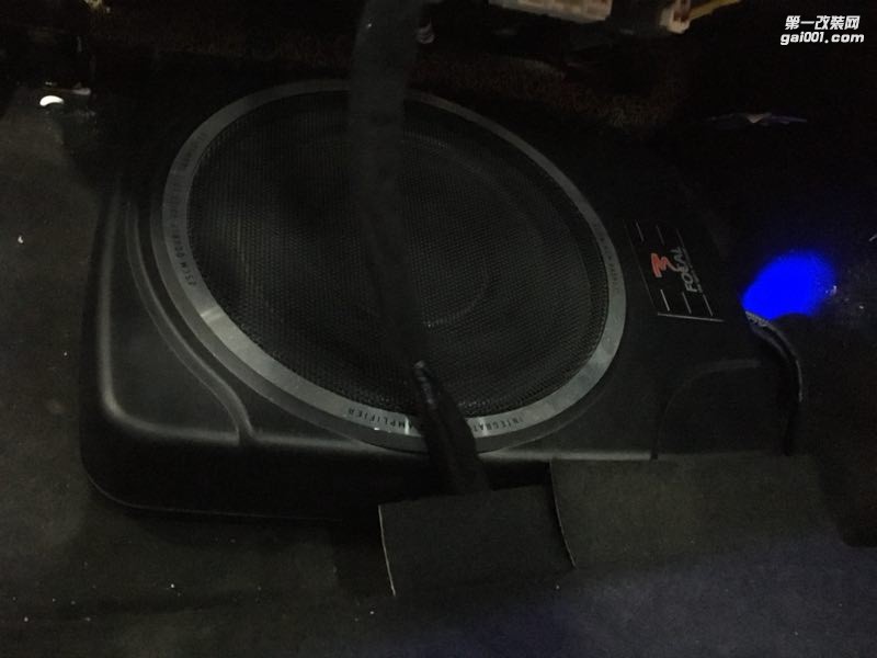 汕頭市星悅汽車音響現(xiàn)代索納塔八升級星悅4門隔音改裝意大利赫茲ESKF165喇叭德國伊蔓PP42DSP唱響音樂之旅