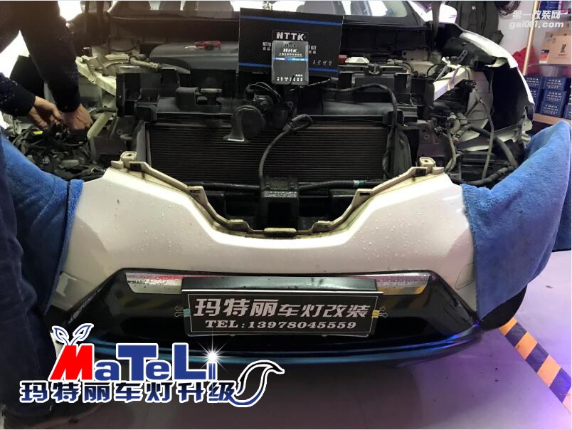 日產(chǎn)奇駿升級NTTK雙光透鏡