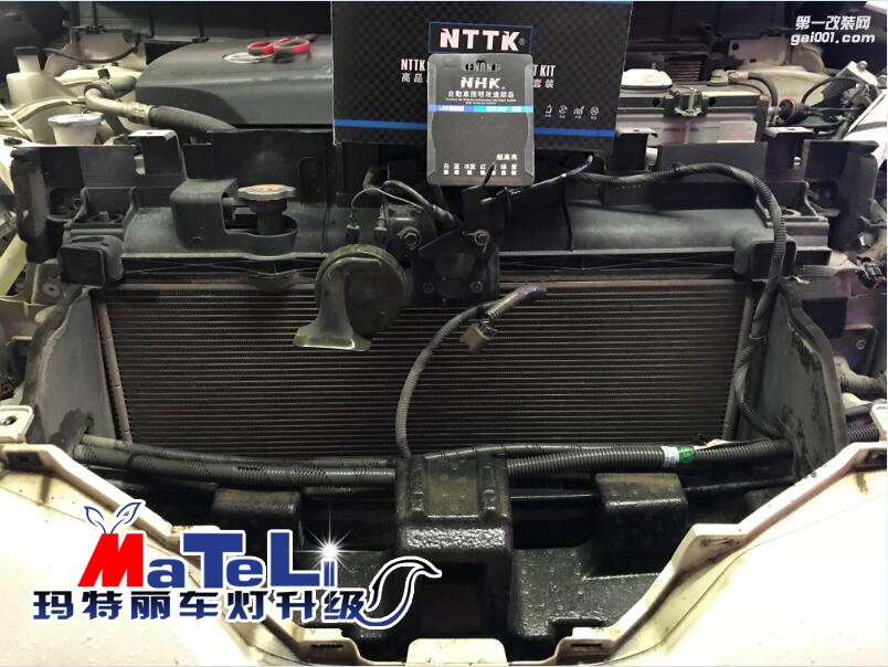 日產(chǎn)奇駿升級NTTK雙光透鏡
