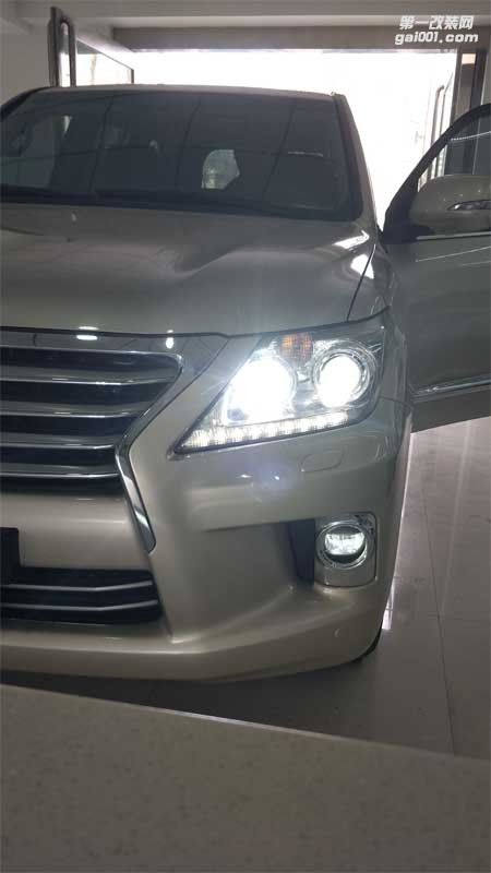 【西寧精藝精】凌志570車燈改裝-西寧專業(yè)汽車燈光改裝店
