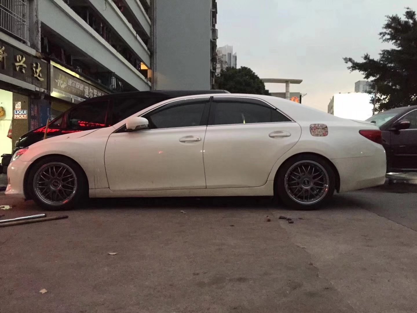 銳志,換 BBS 18寸 完 工!