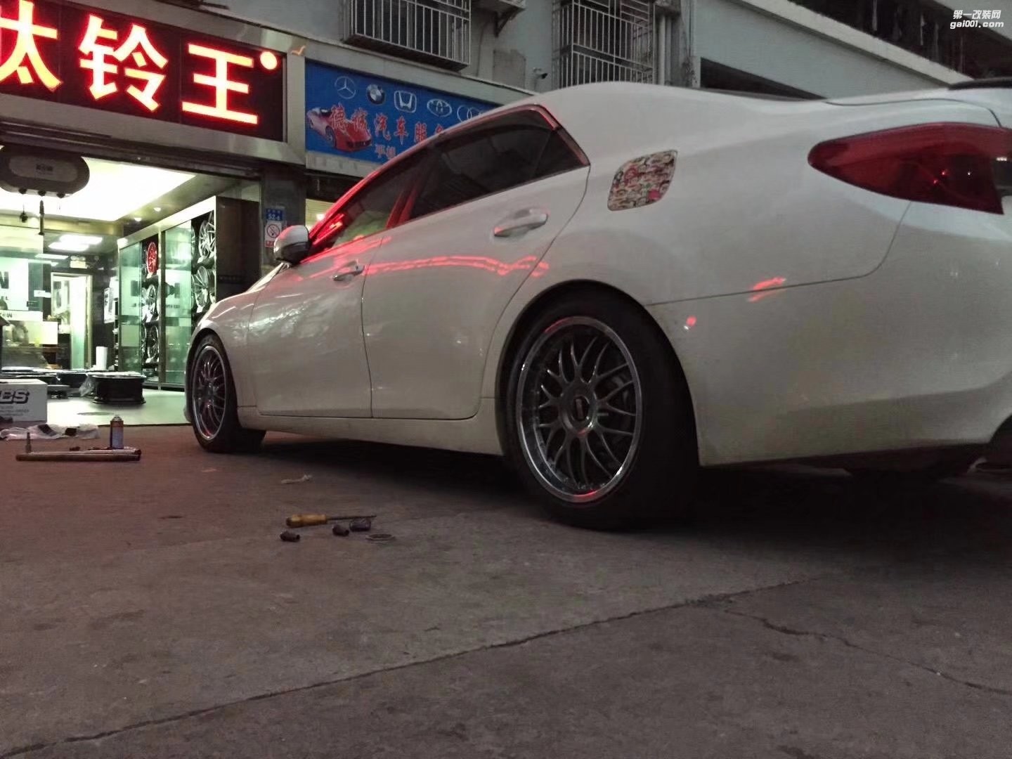 銳志,換 BBS 18寸 完 工!