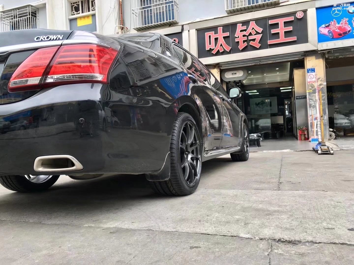皇冠,換 19寸 橫濱 完工!