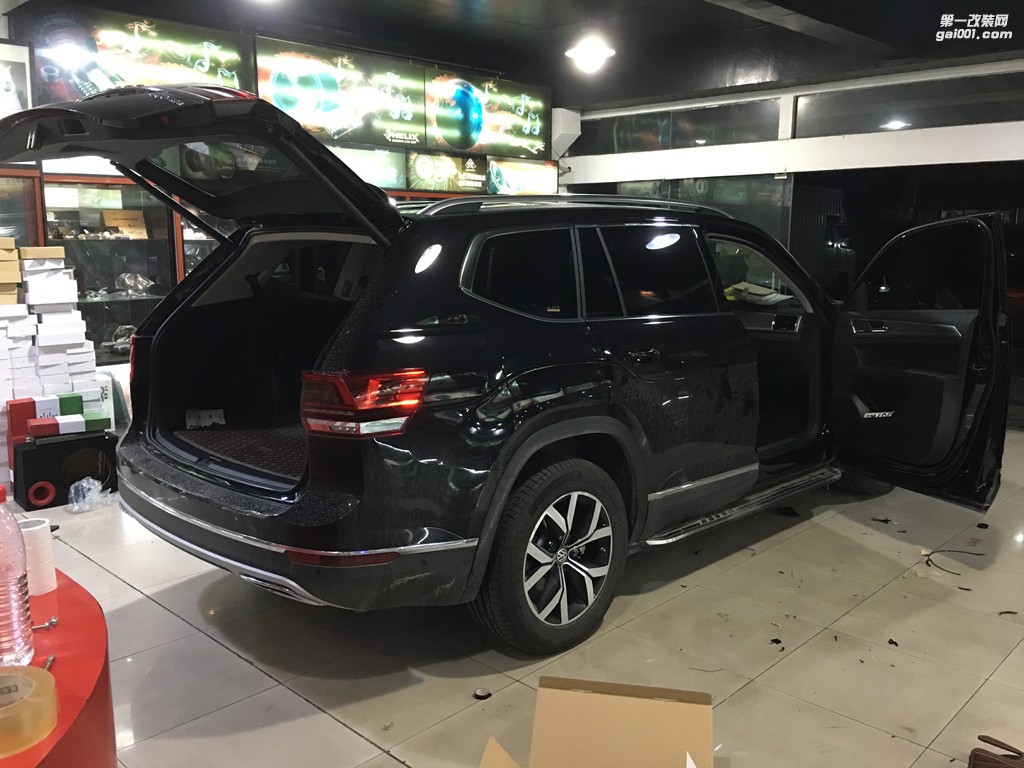 東莞途昂雙飛意大利ATI悠揚6.2愛威V2小鋼炮最專業(yè)的汽車音響改裝店
