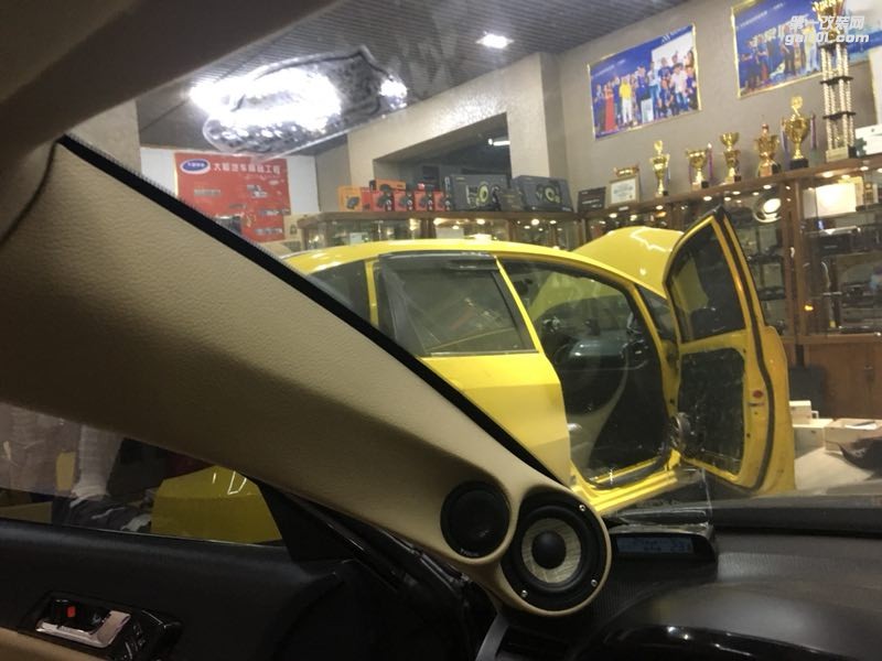 汕頭市星悅汽車音響豐田銳志改裝法國勁浪亞麻盆PS165F3一樣的銳志不一樣的音符讓銳志在音樂道路上動(dòng)聽旋律