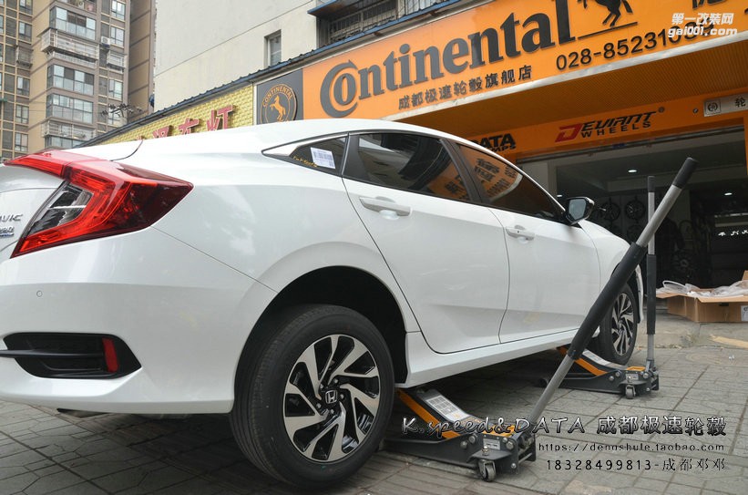 成都本田思域升級(jí)18寸 workCR 輪轂 裝車完成