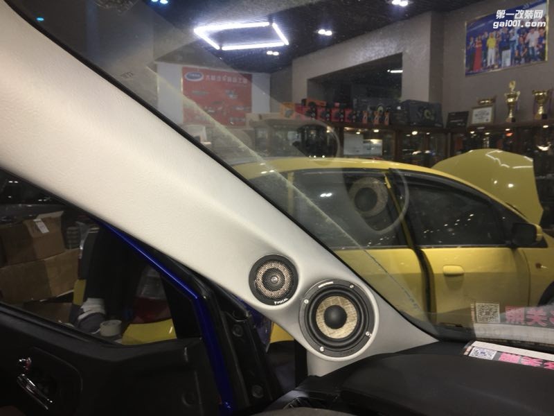 汕頭市星悅汽車音響雙龍愛騰汽車音響改裝法國勁浪亞麻盆PS165F3三分頻喇叭德國喜力仕H400X功放DSP美音綻放