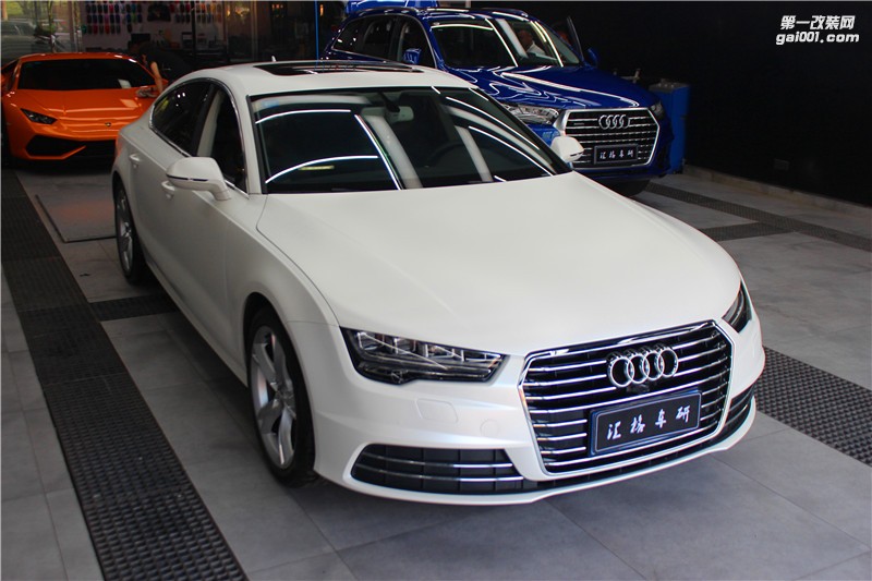 長(zhǎng)沙匯格車(chē)研 奧迪S5施工德國(guó)PWF電光白