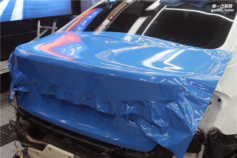 長(zhǎng)沙匯格車研 寶馬3系施工CYS新品阿布扎比藍(lán)