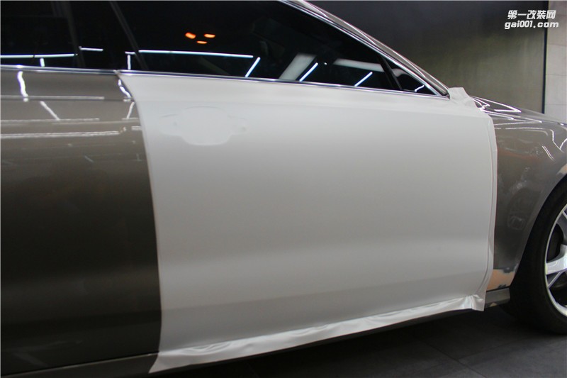 長(zhǎng)沙匯格車(chē)研 奧迪S5施工德國(guó)PWF電光白